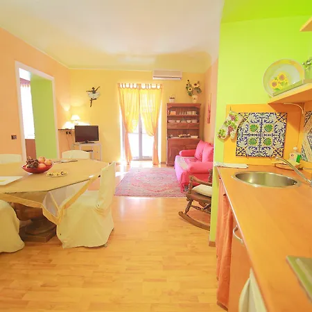 Bed and Breakfast Le Casette Di Lu 2*