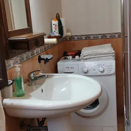 Le Casette Di Lu 4*