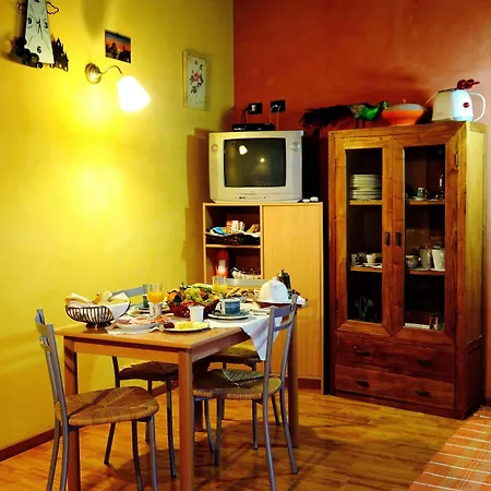 Couette-café Le Casette Di Lù 4*
