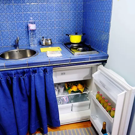 Bed & Breakfast Le Casette Di Lu 4*